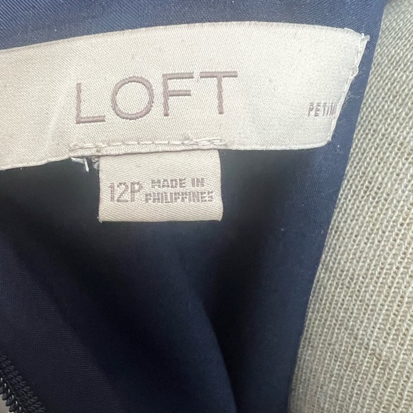 EUC - Loft - navy floral sheath dress - size 12 petite - Picture 6 of 7